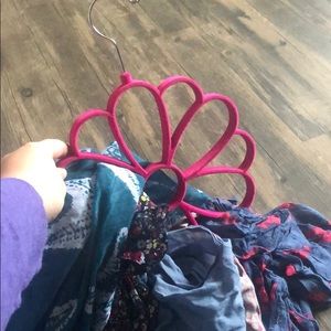 5 scarves with scarf holder